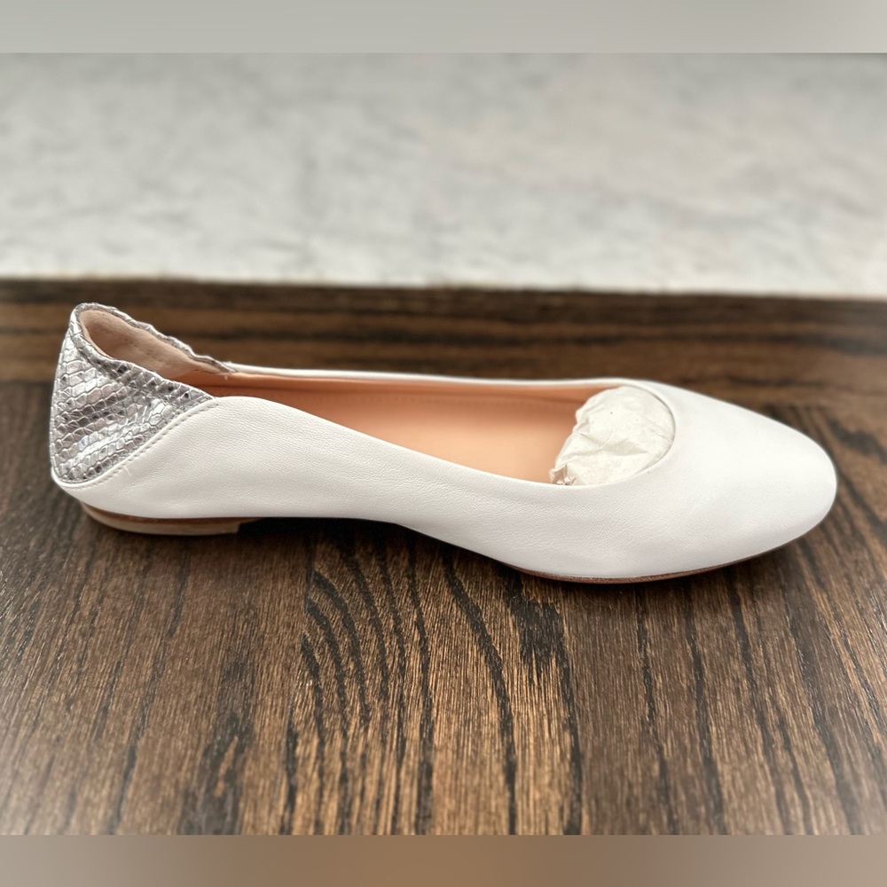 AGL sila ballet flats, white and silver heel